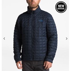 North Face Men’s Thermaball Jacket xl